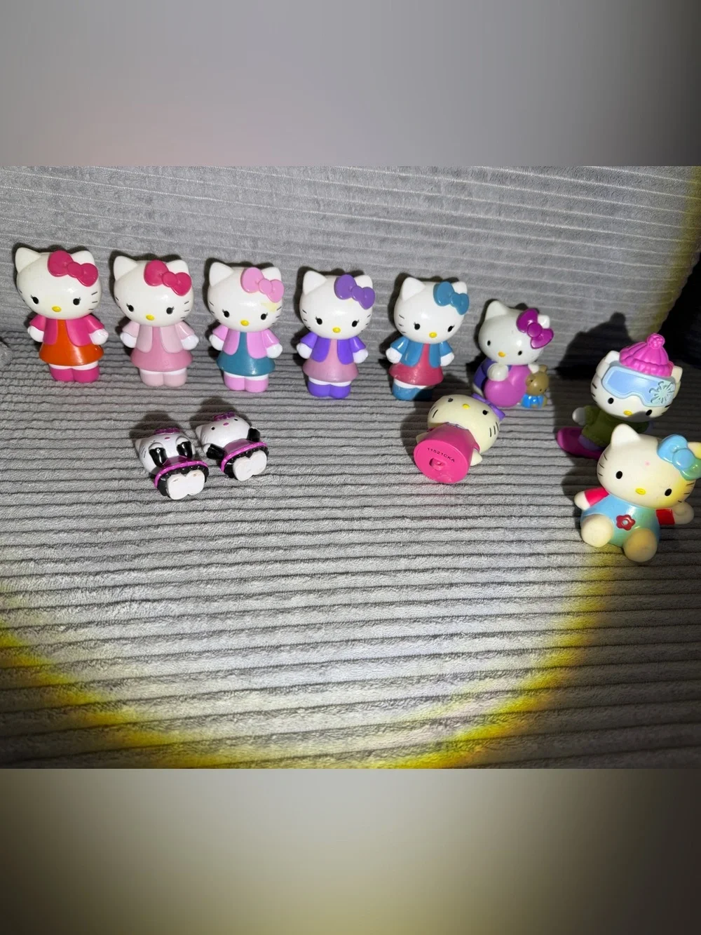 Hello Kitty Mini Figure Set in Pink, Purple, Blue and Teal - Sanrio